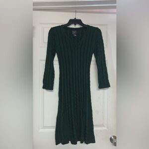 Beautiful Deep Green Mid Dress